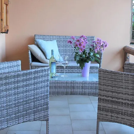Casa Tramontana Vicinissima Iunq0112 קאלה גונונה